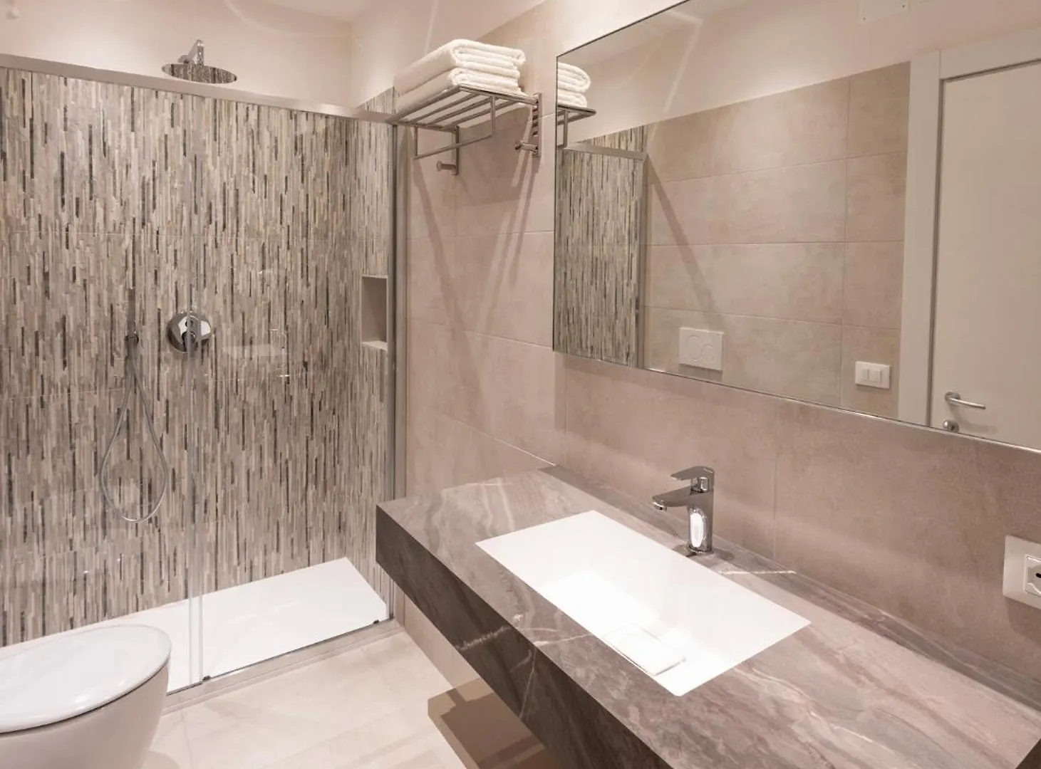 Hotel Laurin Лидо-ди-Езоло 3*,  Италия
